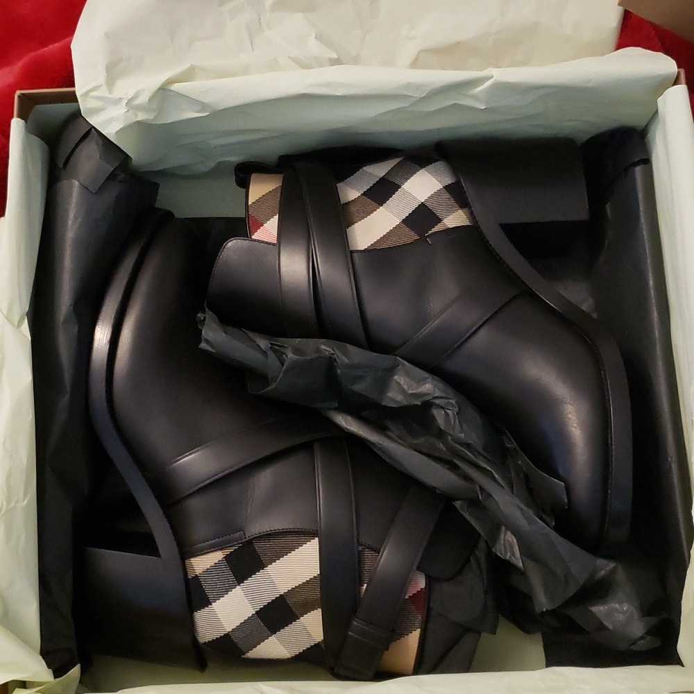 Burberry Booties